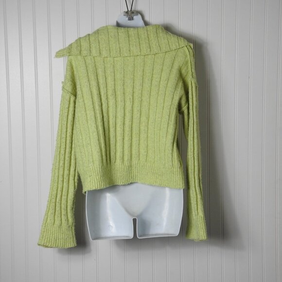 Hippie Rose Cropped Sweater Junior's Sz Large Yellow Lime Fuzzy Long Sleeve - Picture 3 of 5